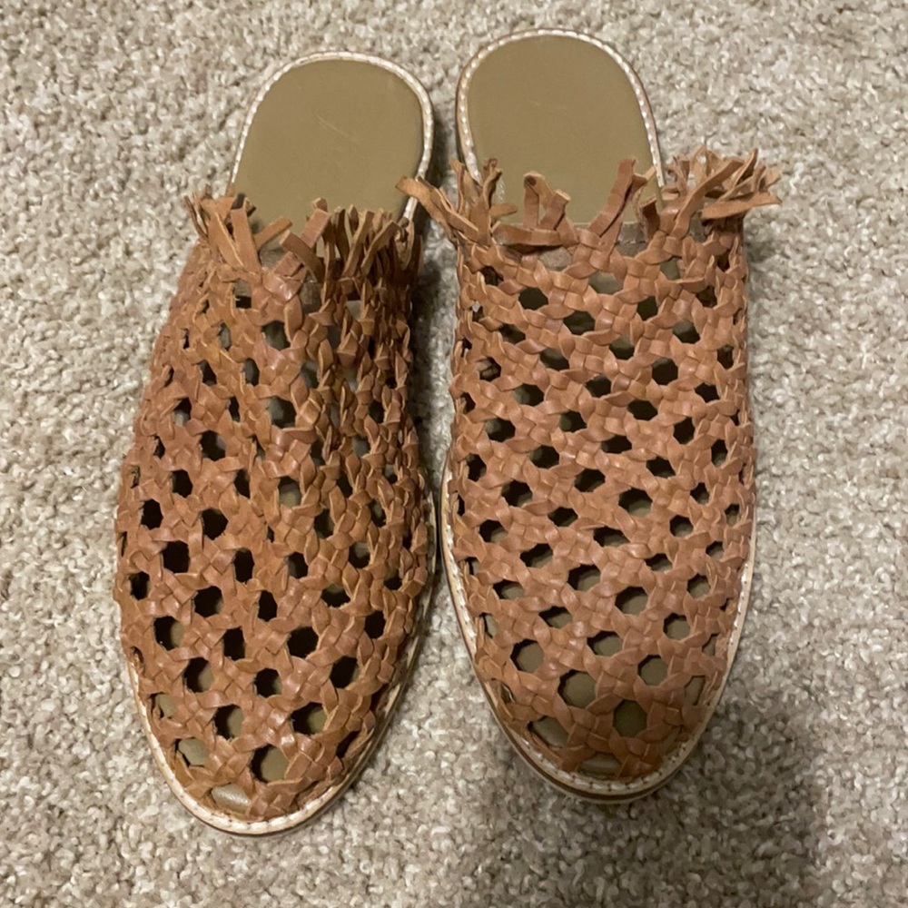Free People tan/brown mules